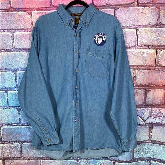 Harriton Denim Button-Up Shirt L Light Wash Embroidered Maya Lin School Husky - Picture 1 of 11